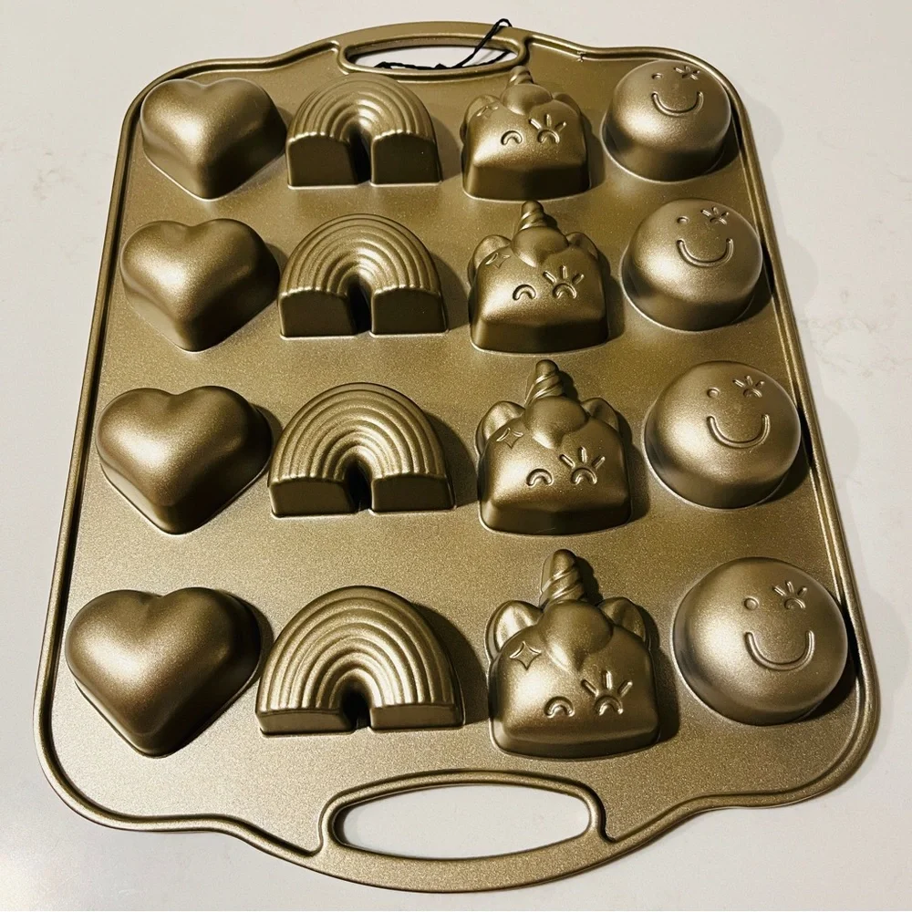 NWT Williams Sonoma x Flour Shop Cake Bitelet pan